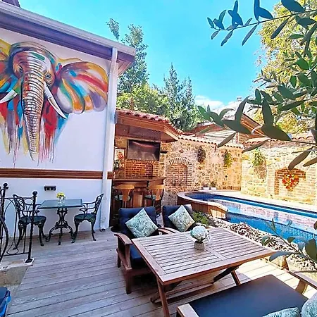 Hotel Lykia Old Town