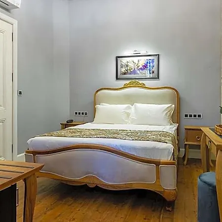 Hotel Lykia Old Town