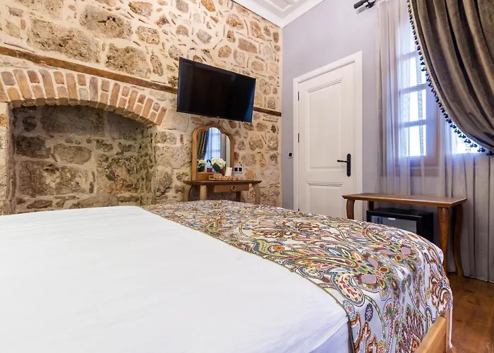 Hotel Lykia Old Town